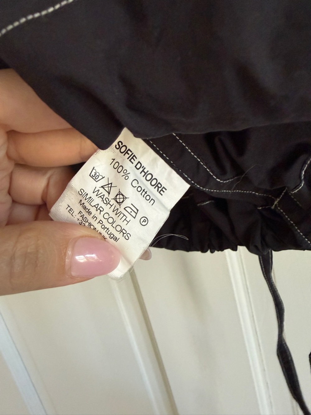 Sofie D'Hoore Black Sleeveless Top with Drawstring Hem - Picture 3 of 4